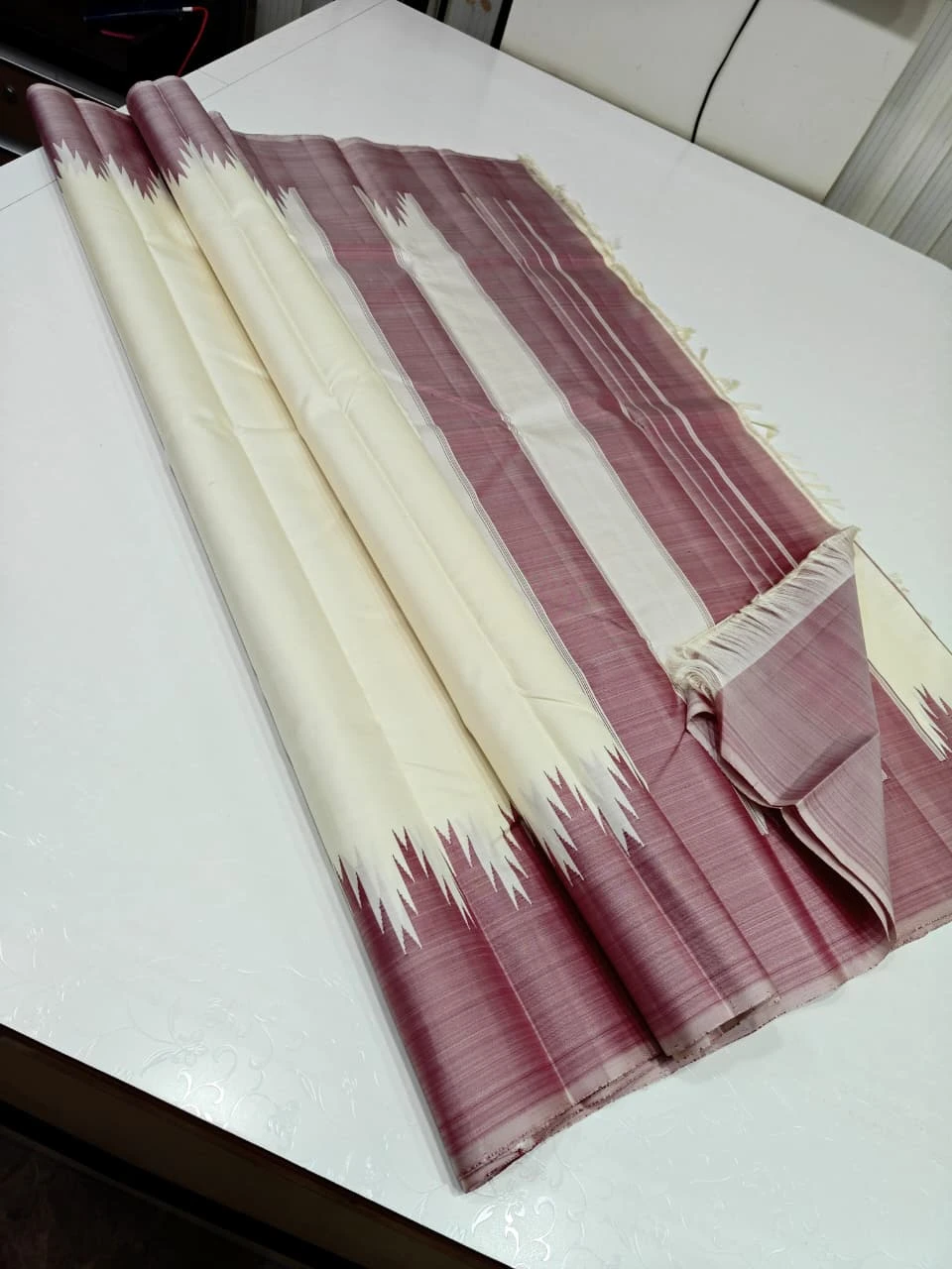 Cream White with Dusty Mauve Border Kanchipuram Silk Saree